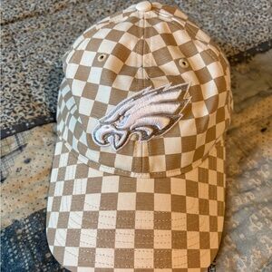 Travis Mathew Cream Diamond Pattern Cap